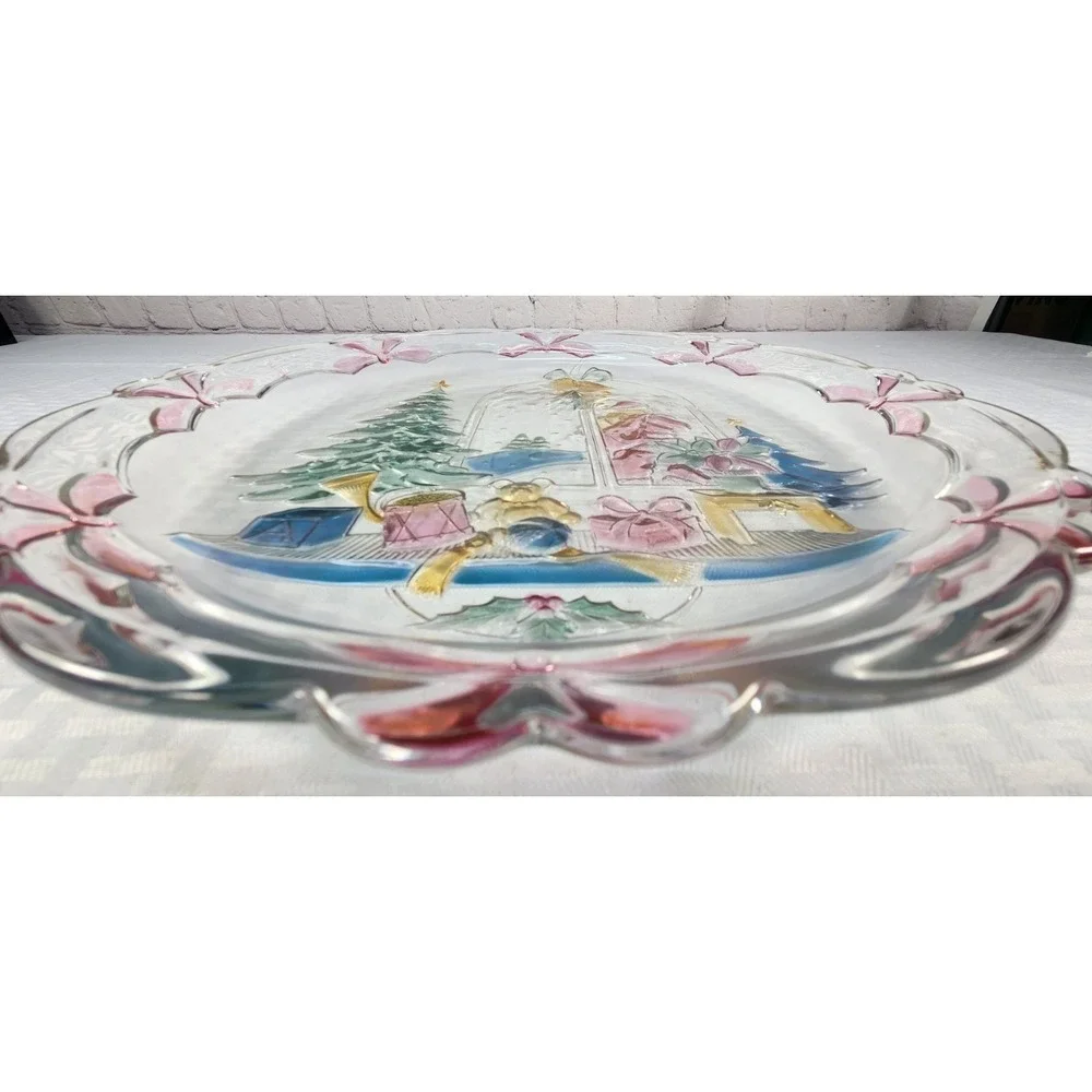Mikasa Christmas Joy Round Platter 1992 Crystal Clear Studios Beautiful!